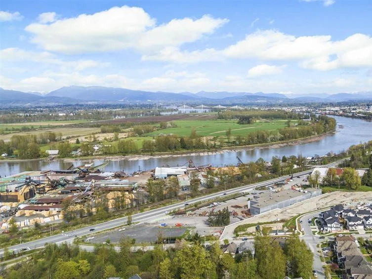 17585 Abbey Drive, Surrey, BC, V4N 4H2 - 40