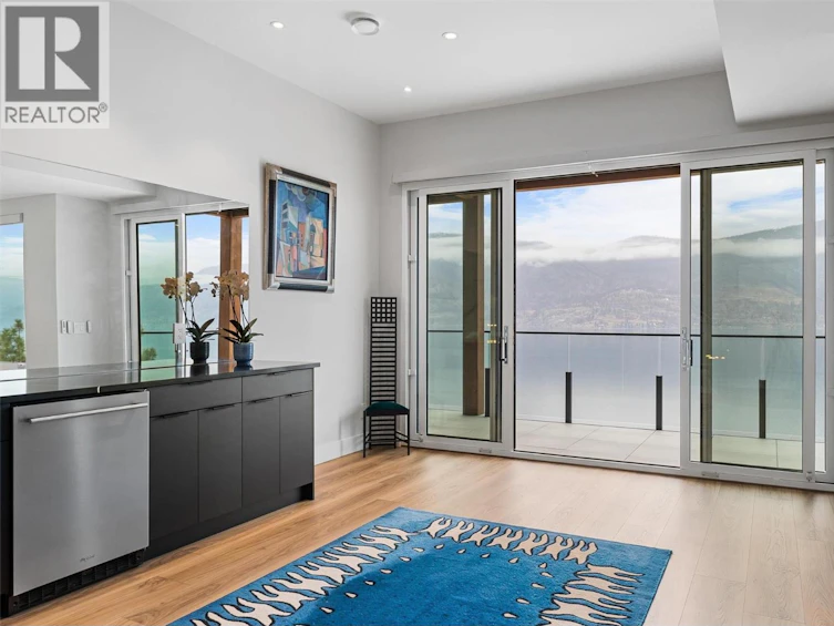 3596 Arrowroot Drive, Kelowna, BC, V1V 3G2 - 45