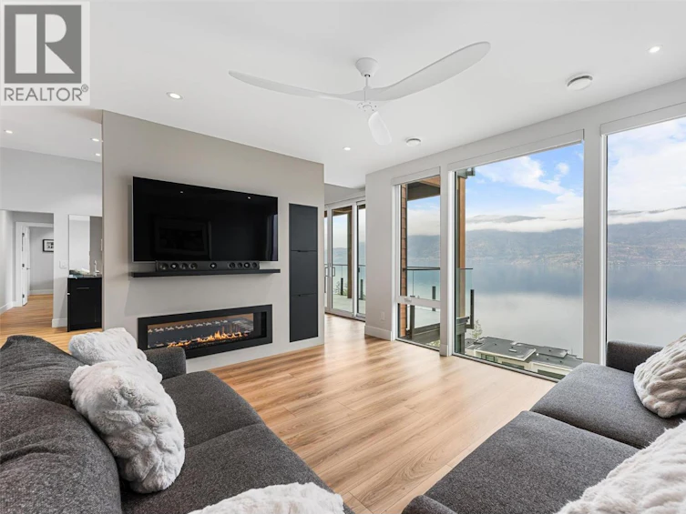3596 Arrowroot Drive, Kelowna, BC, V1V 3G2 - 42