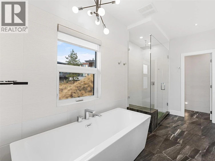 3596 Arrowroot Drive, Kelowna, BC, V1V 3G2 - 26
