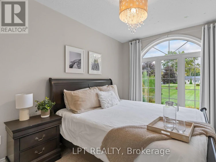 18 Durham Street, Newbury, ON, N0L 1Z0 - 19