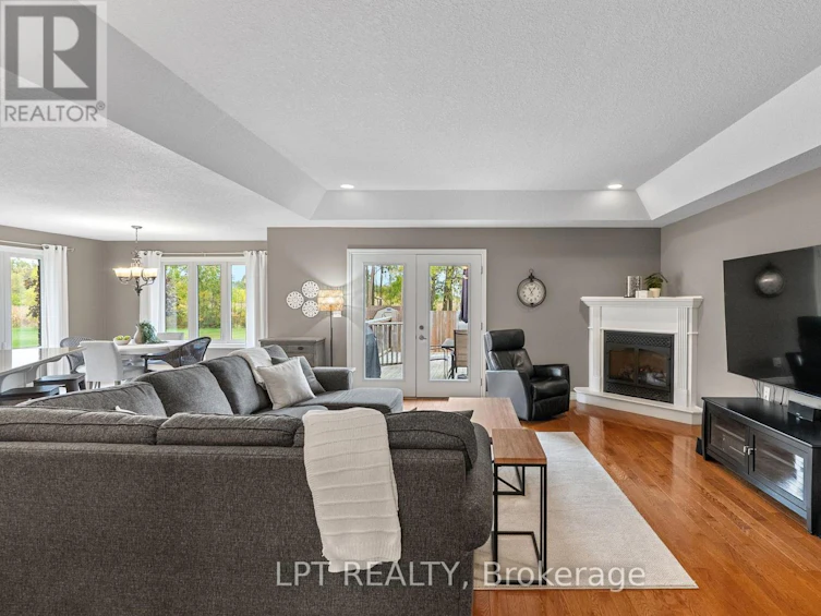 18 Durham Street, Newbury, ON, N0L 1Z0 - 8