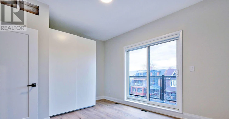 2-53 Boon Avenue, Toronto, ON, M6E 3Z2 - 11