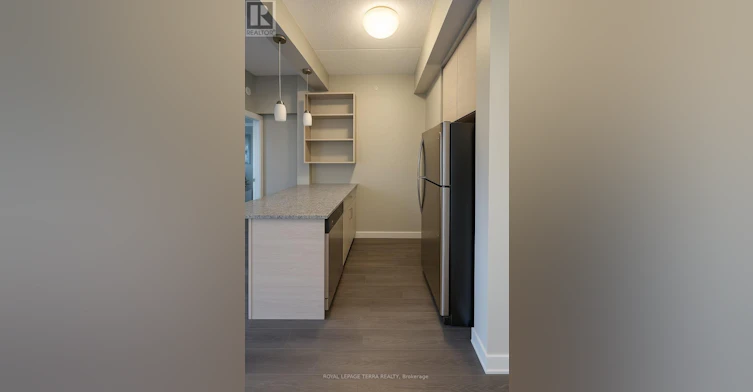 1809-318 Spruce Street, Waterloo, ON, N2L 0E9 - 3