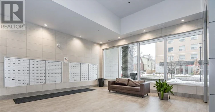 1809-318 Spruce Street, Waterloo, ON, N2L 0E9 - 18