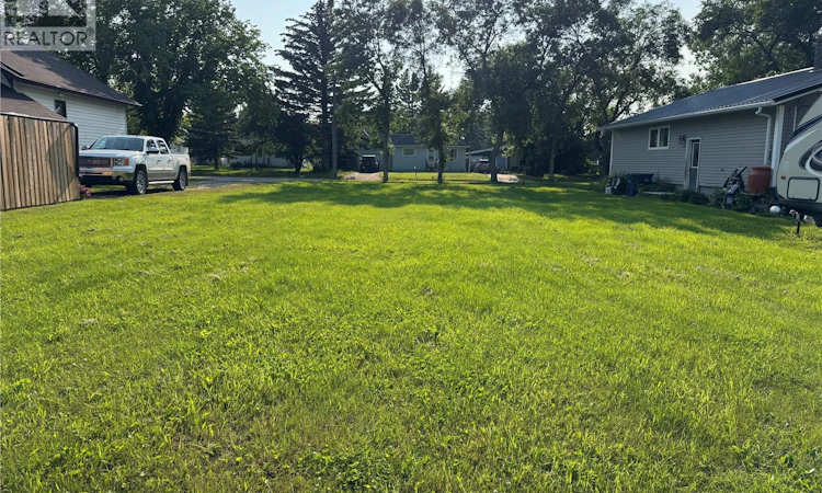 307 3rd Street W