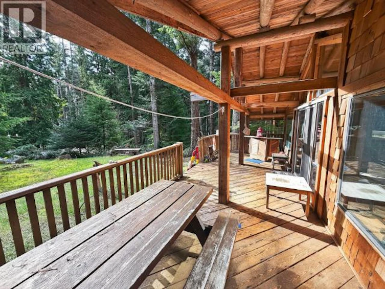1229 Tennyson Road, Savary Island, BC, V0N 2G0 - 4