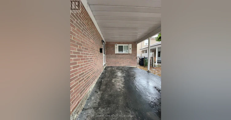 83 Painswick Crescent, Toronto, ON, M2J 3M5 - 2