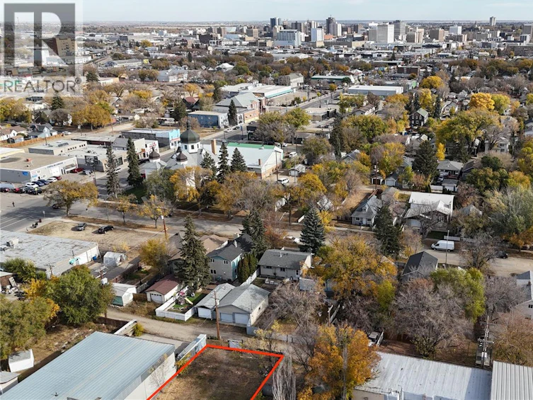 320 K Avenue S, Saskatoon, SK, S7M 2E1 - 3
