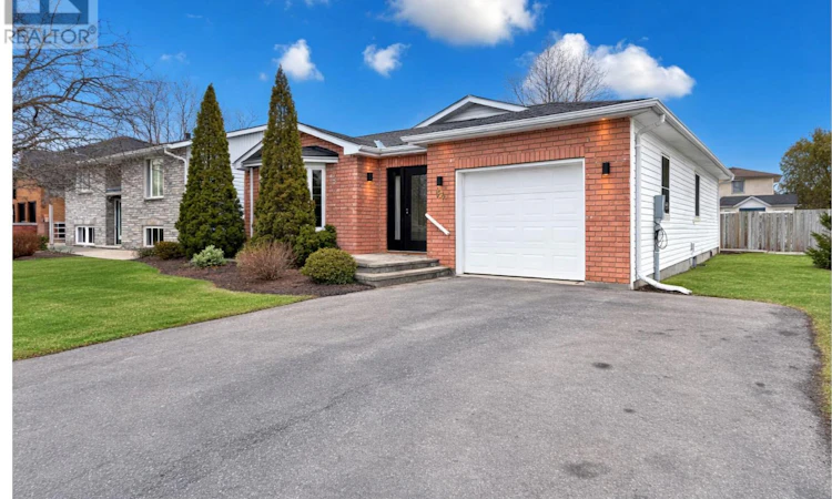 84 Westwind Crescent