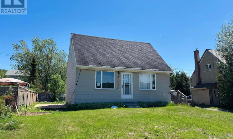 16 Wenonah Drive