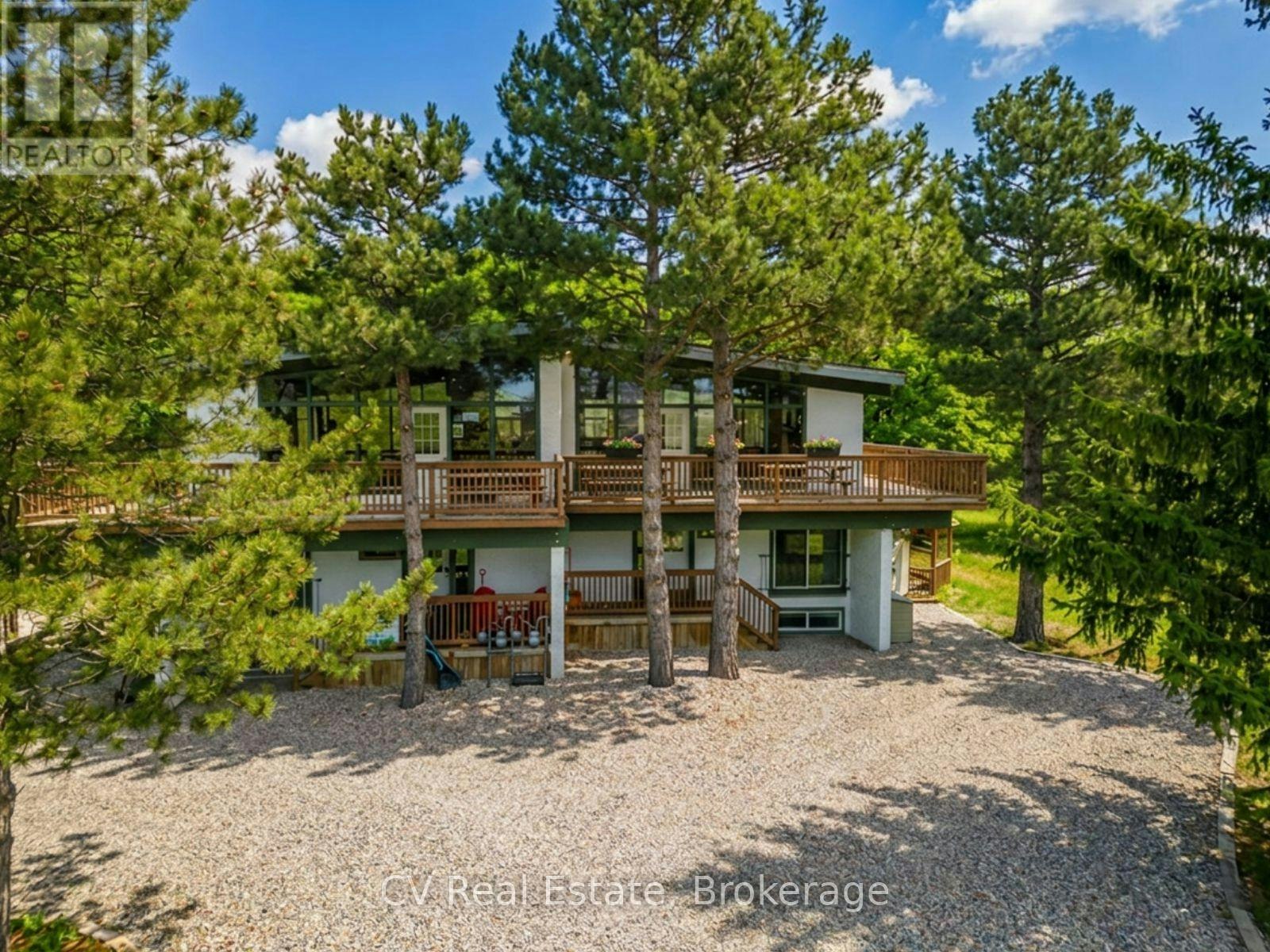 141 Kandahar Lane, Blue Mountains, ON, L9Y 0N3