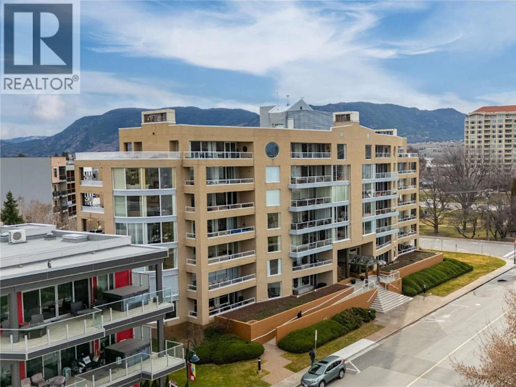 203-86 Lakeshore Drive, Penticton, BC, V2A 1B5