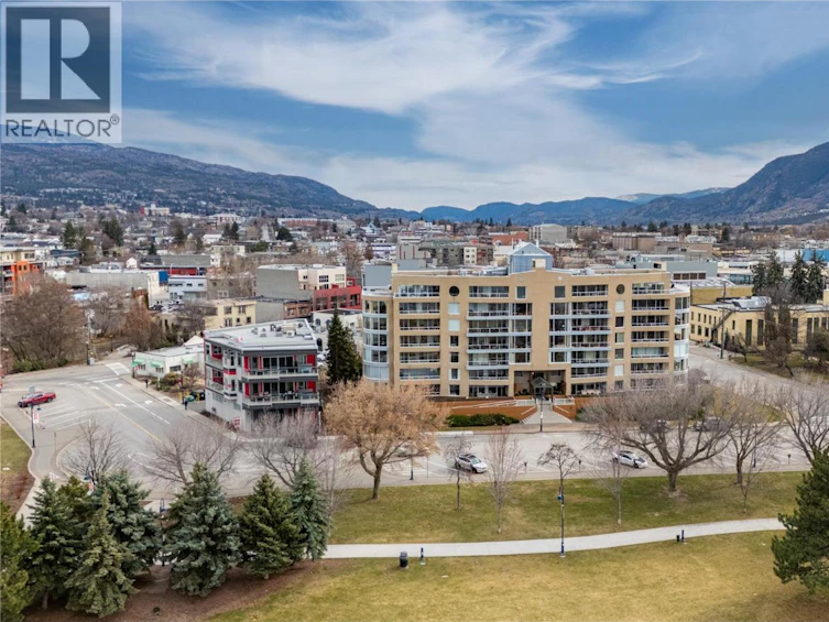 203-86 Lakeshore Drive, Penticton, BC, V2A 1B5 - 2