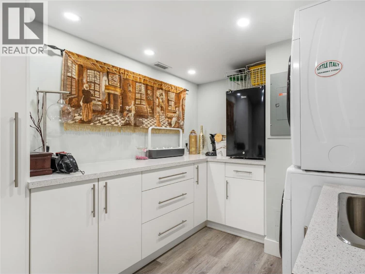 203-86 Lakeshore Drive, Penticton, BC, V2A 1B5 - 19