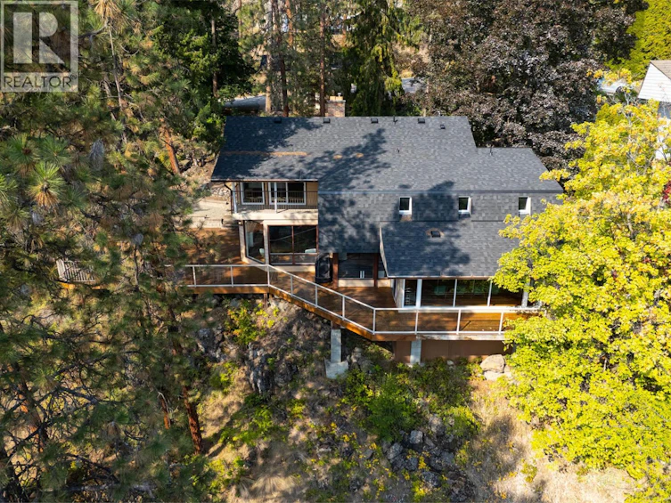 2771 Lakeridge Road, West Kelowna, BC, V1Z 1Y1