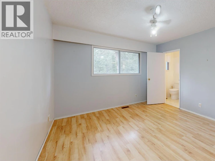 5459 Donsleequa Court, 108 Mile Ranch, BC, V0K 2Z0 - 9