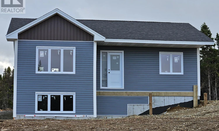 2 Spruce Grove Place