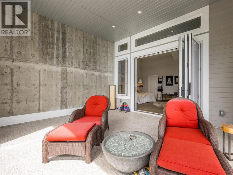 22-901 S Westside Road, West Kelowna, BC, V1Z 3W9 - 29
