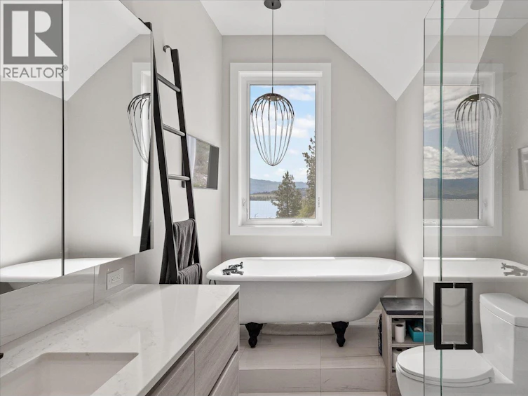 22-901 S Westside Road, West Kelowna, BC, V1Z 3W9 - 26