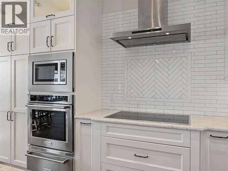 2329 Westside Place, West Kelowna, BC, V1Z 3T5 - 23