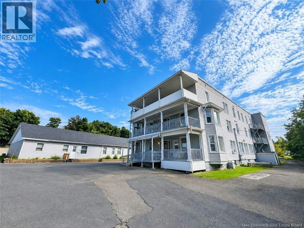 26 Patterson Street, Campbellton, NB, E3N 1E4