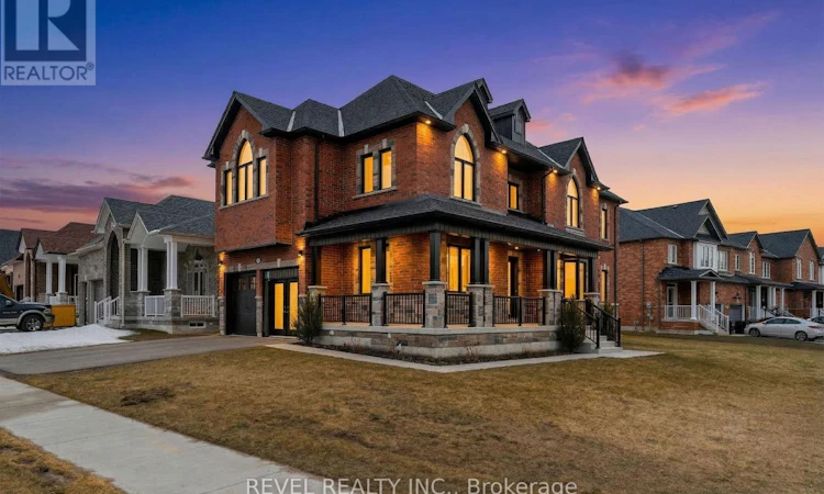 51 Wood Crescent