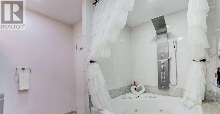 946 Mcbride Avenue, Mississauga, ON, L5C 1L6 - 13