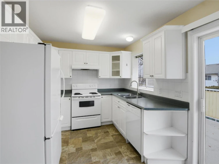 1938 Manning Court, Kamloops, BC, V2E 2R8 - 25