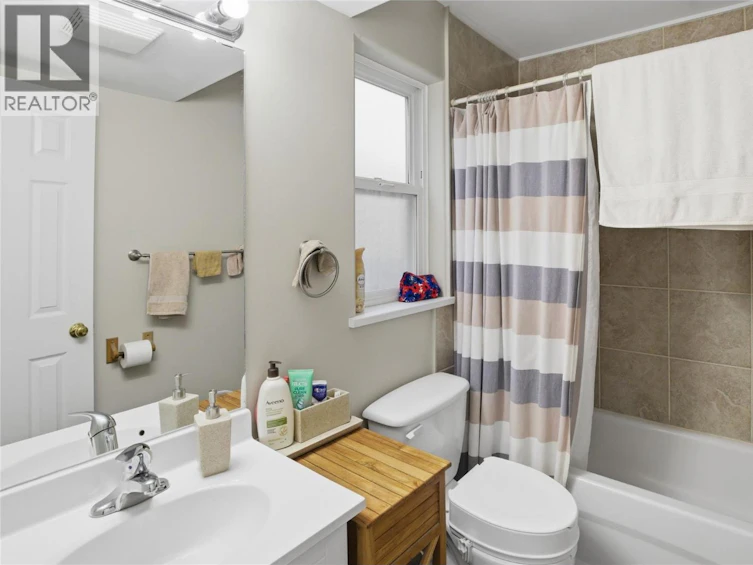 1938 Manning Court, Kamloops, BC, V2E 2R8 - 23