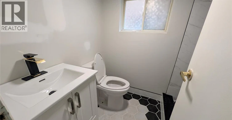 LOWER-3243 Millen Street, Windsor, ON, N9C 1T1 - 3