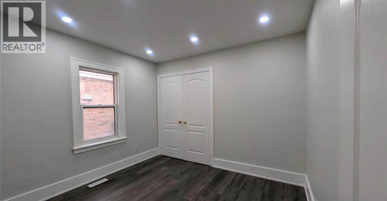 UPPER-3243 Millen Street, Windsor, ON, N9C 1T1 - 5