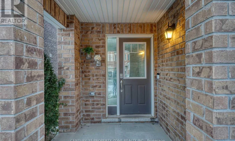 95 Bannister Crescent