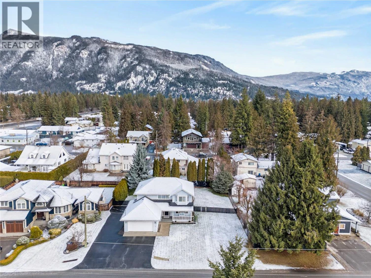 514 Forest Park Street, Sicamous, BC, V0E 2V0 - 53