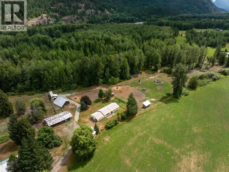 8988B Pemberton Meadows Road, Pemberton, BC, V0N 2L2 - 26