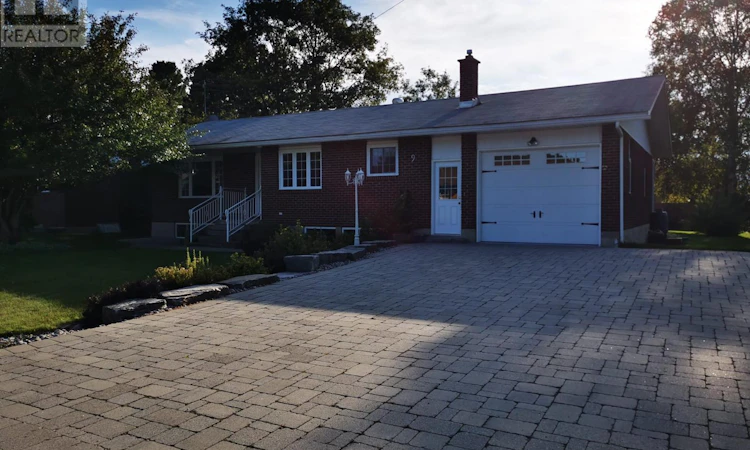 9 Fitz Avenue