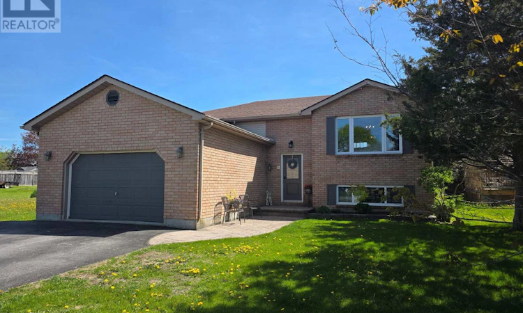 4 Harbourview Crescent