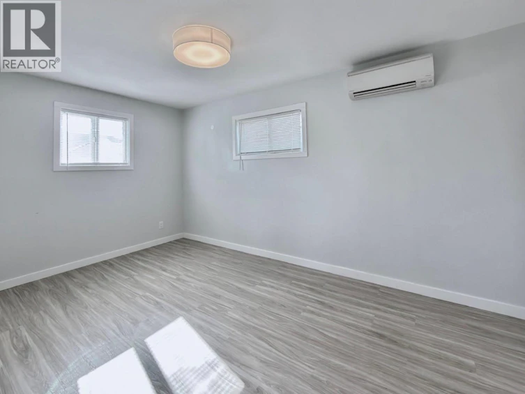 361 Douglas Avenue, Penticton, BC, V2A 2V1 - 10