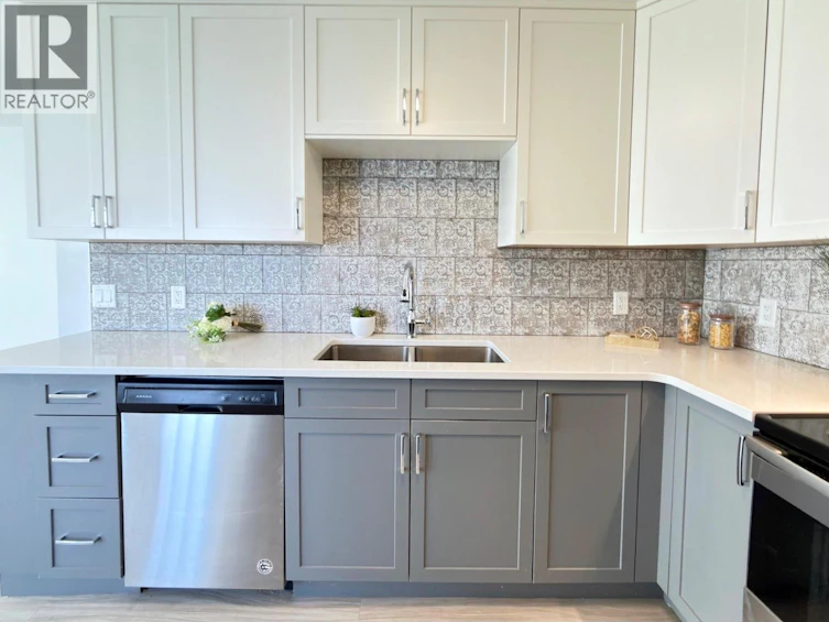 361 Douglas Avenue, Penticton, BC, V2A 2V1 - 5