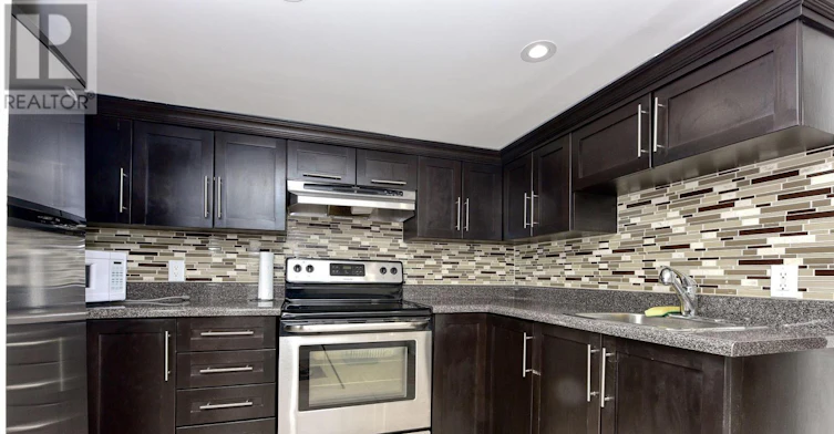 BASEMENT-9 Southview Avenue, Toronto, ON, M6H 1T3 - 2