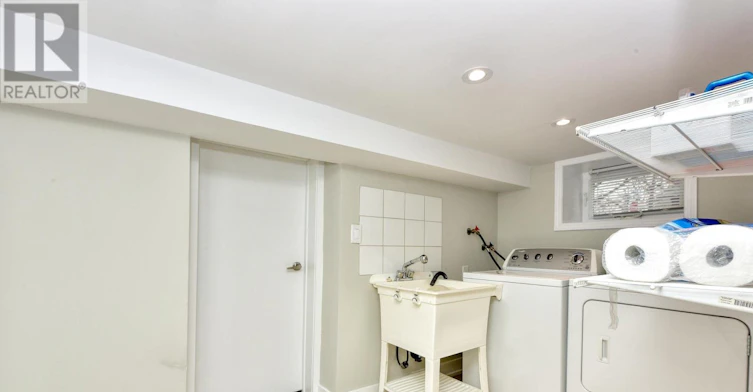 BASEMENT-9 Southview Avenue, Toronto, ON, M6H 1T3 - 13
