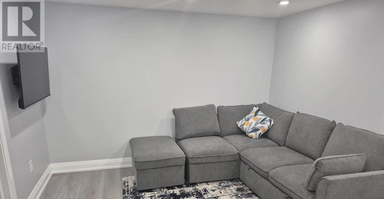 17 Miles Avenue, Brantford, ON, N3R 5B2 - 3