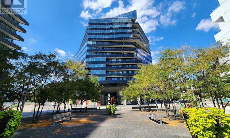 618-21 Lawren Harris Square