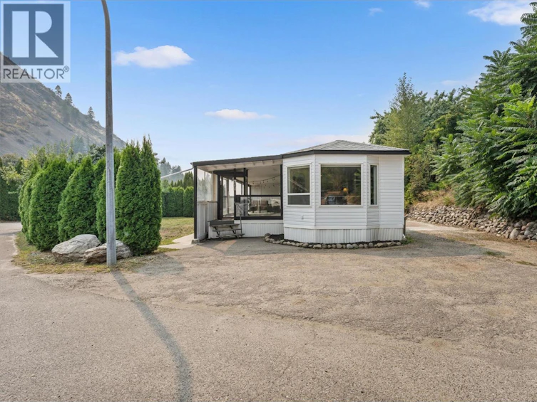 101-1699 Ross Road, West Kelowna, BC, V1Z 1L8 - 19