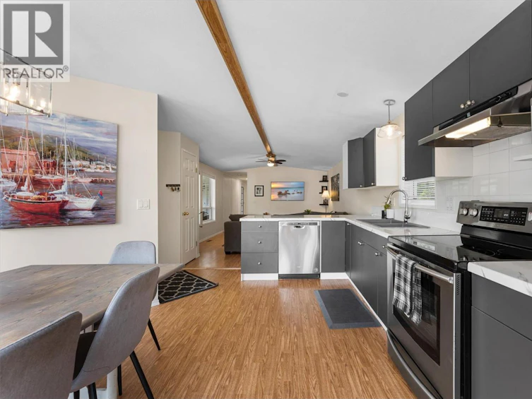 101-1699 Ross Road, West Kelowna, BC, V1Z 1L8 - 5