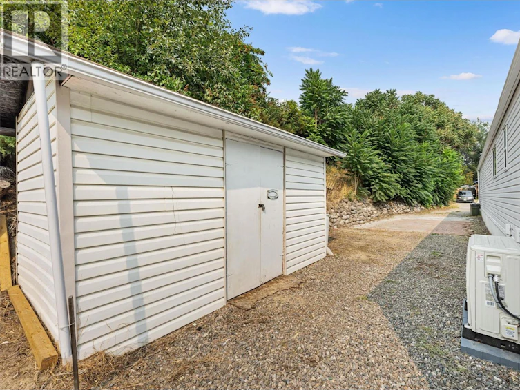 101-1699 Ross Road, West Kelowna, BC, V1Z 1L8 - 32