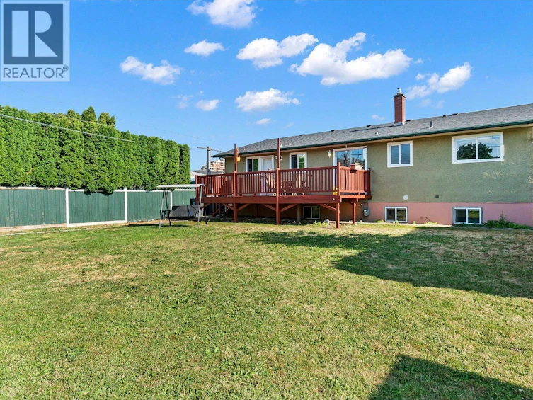 958 Stockwell Avenue, Kelowna, BC, V1Y 6W2 - 2