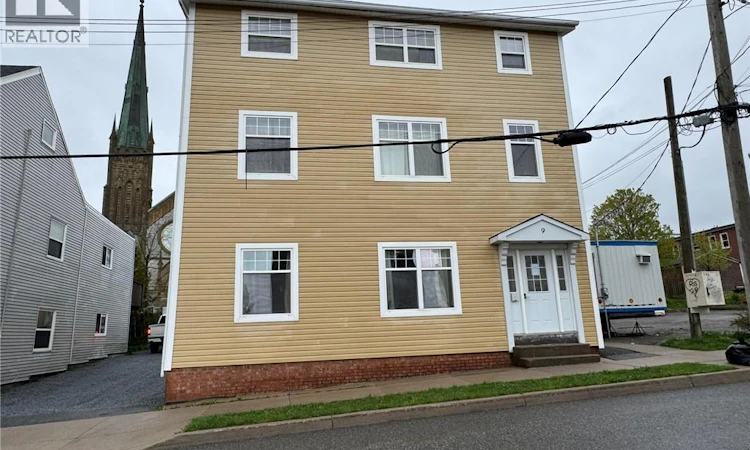 9 Exmouth Street