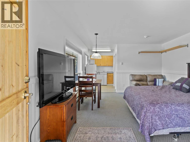 8361 Ladner Road, Vernon, BC, V1B 3M8 - 57