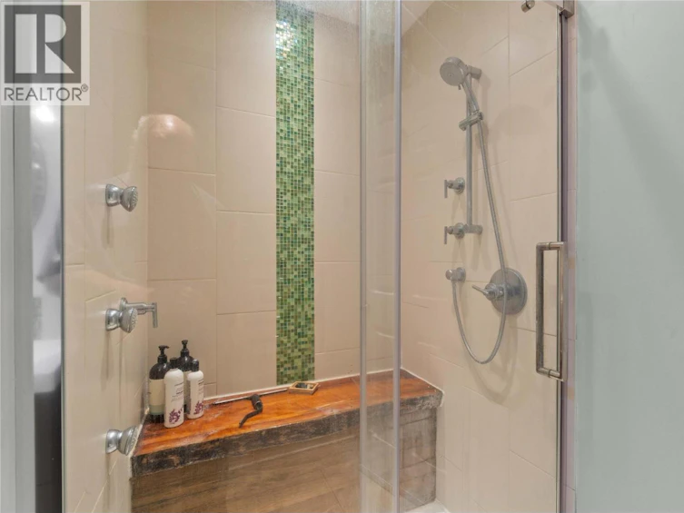 8361 Ladner Road, Vernon, BC, V1B 3M8 - 25